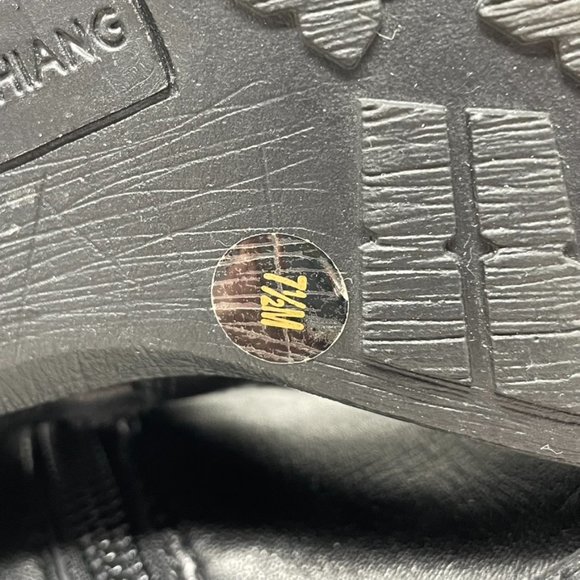 Arturo Chiang Womens Black Leather Side Zip Motocross Style Boot Size 7.5 - Picture 10 of 11